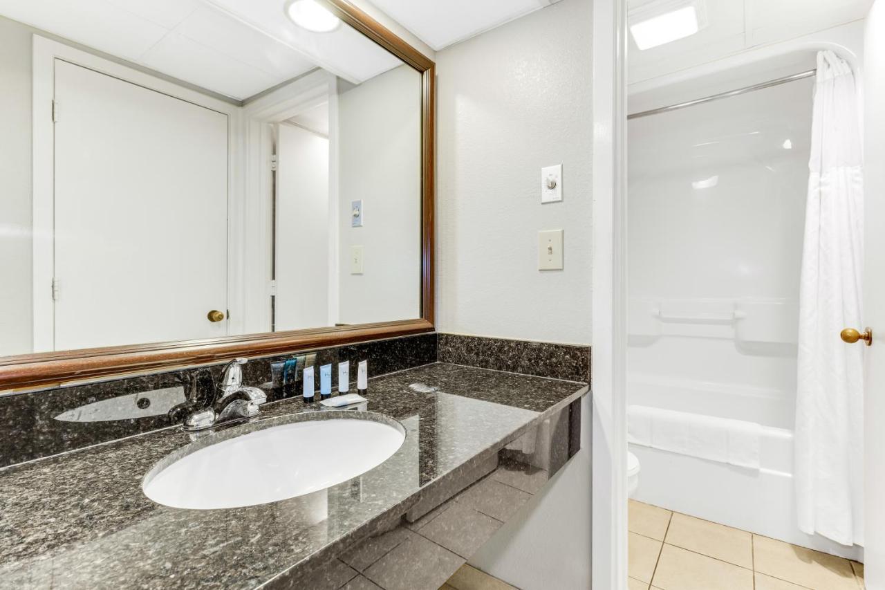 Wonderful Oceanfront 1Br Suite At Landmark Resort! 1235 شاطئ ميرتل المظهر الخارجي الصورة